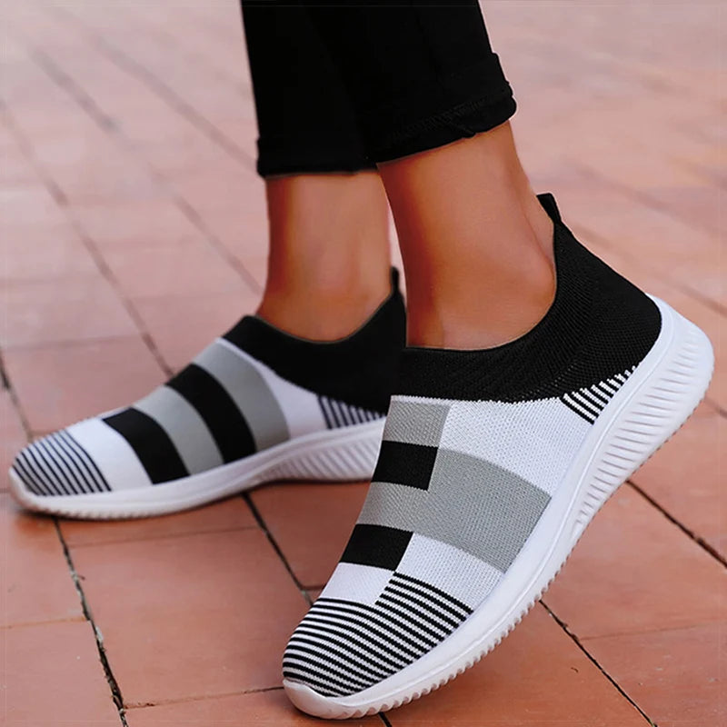 Sapatos Femininos Extra Leves Casuais Elásticos Para Corridas e Academia